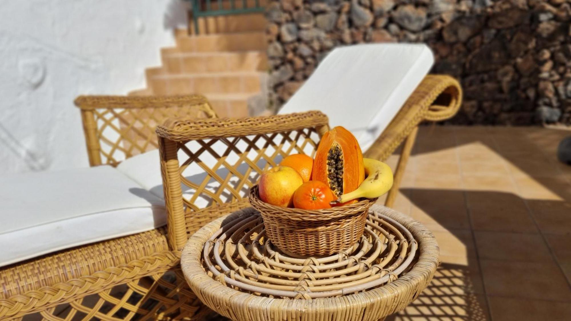 Villa Azure Horizon And Breeze - Panoramic Ocean View And Heated Pool Чайофа Экстерьер фото