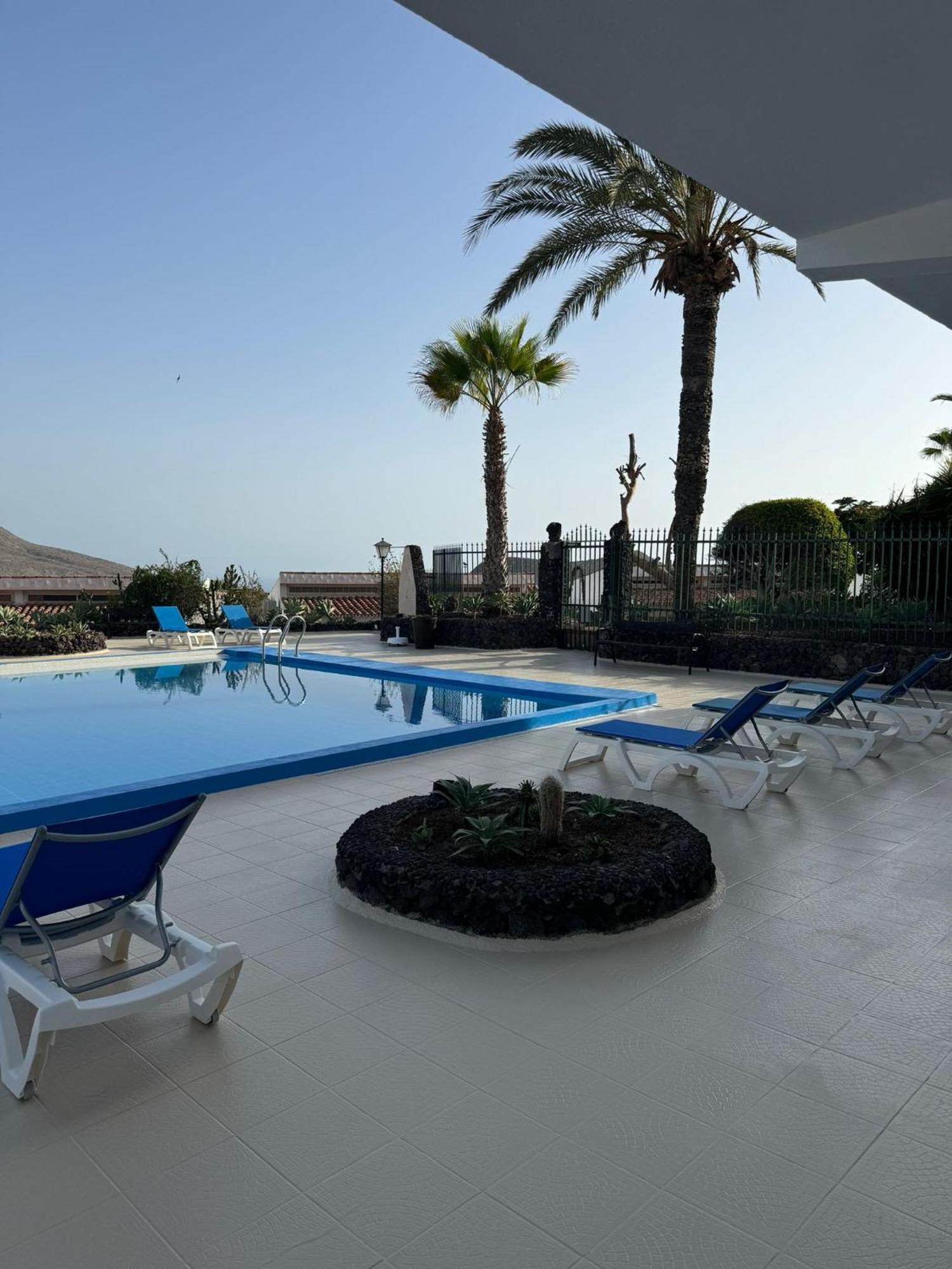 Villa Azure Horizon And Breeze - Panoramic Ocean View And Heated Pool Чайофа Экстерьер фото